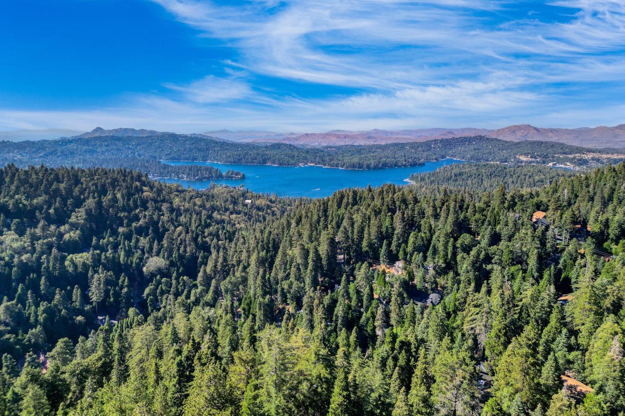 A-Frame Retreat By Avantstay Modern Interiors 2 Decks Views Lake Arrowhead Exterior photo