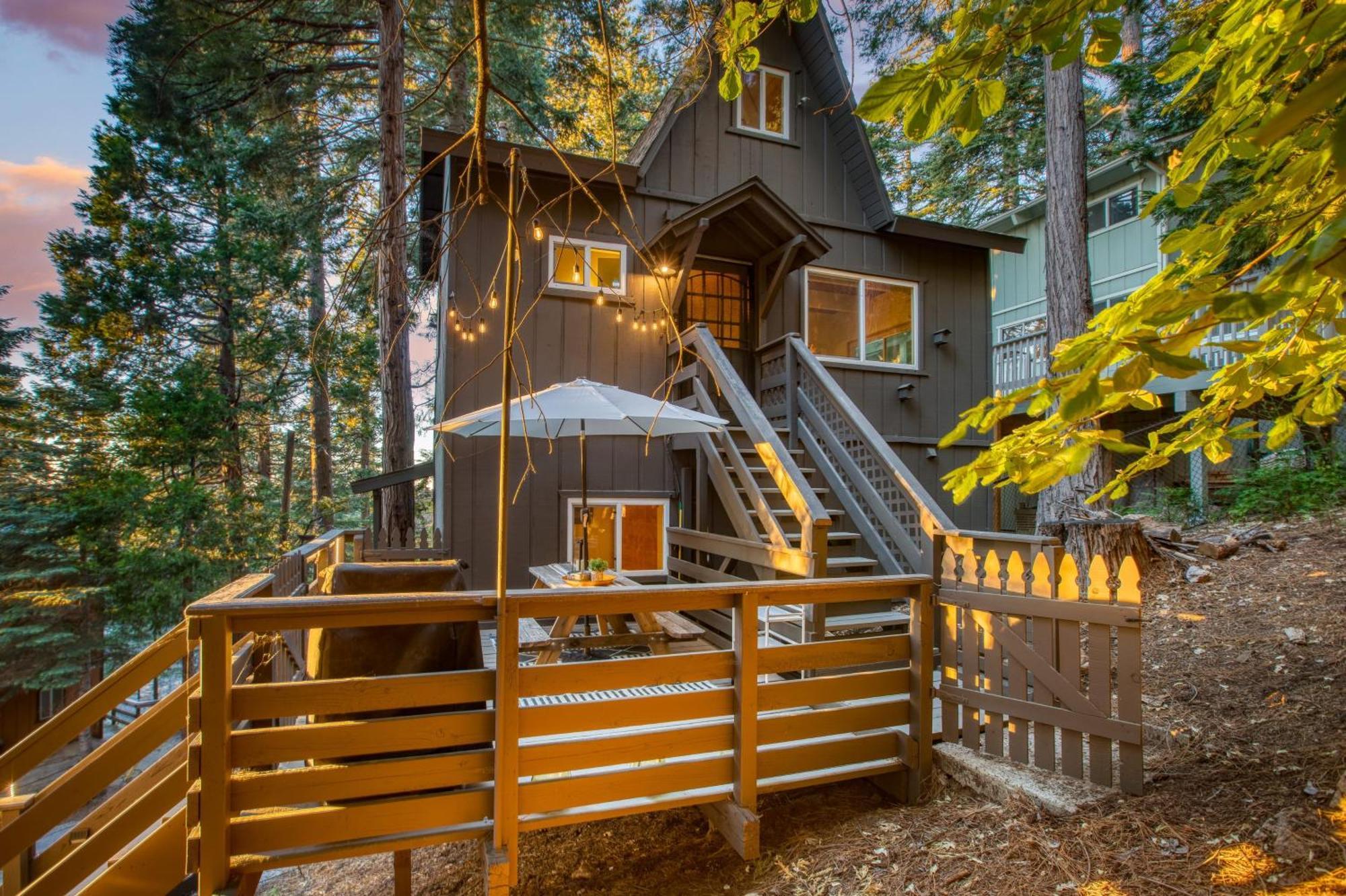 A-Frame Retreat By Avantstay Modern Interiors 2 Decks Views Lake Arrowhead Exterior photo